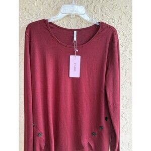 Cathy NWT Women’s XL Burgundy Long Sleeve Sweater Designer Buttons Unique Hem